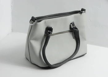 Elegancka Torebka Karen Collection – Stan Bardzo Dobry