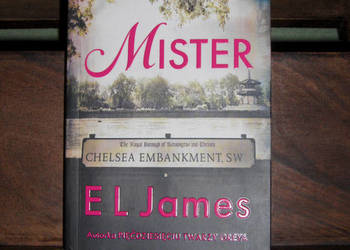 E L James Mister