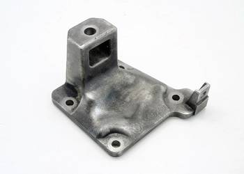 ŁAPA WSPORNIK SILNIKA 3.0 D E39 E46 E38 BMW 330D 530D X5 730D E53 1096076