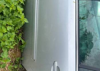 Dzwi tyl lewe opel zafira b srebrny w kolor