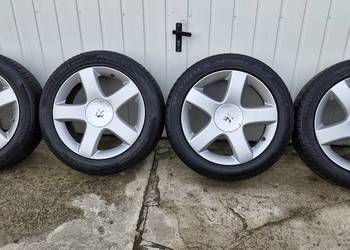 Felgi aluminiowe z oponami zimowymi 17"