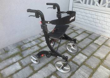 ROLLATOR / CHODZIK REHABILITACYJNY DRIVE NITRO M LEKKI, SKŁADANY, SIEDZISK