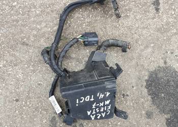 FORD FIESTA MK7 1.4 TDCI SKRZYNKA BEZPIECZNIKOW