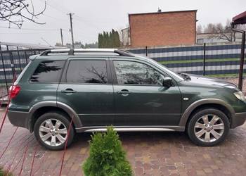Sprzedam zadbane Mtsubishi Qutlander napęd x4