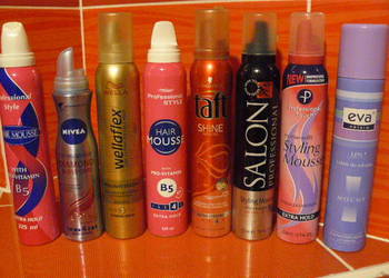 Lakiery do wlosow po terminie waznosci i z nieczytelna data wazn. TANIO