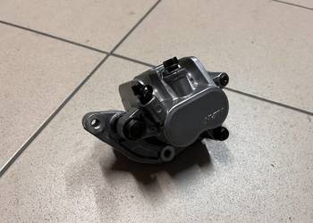Zacisk hamulcowy przód Honda Shadow VT 750 Black Widow RC44