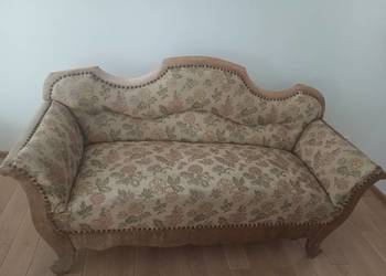 Sofa w stylu Ludwikowsim
