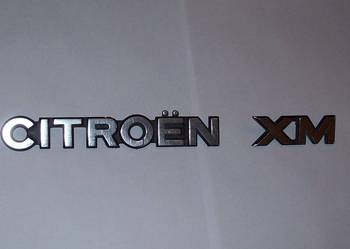 Citroen XM - znaczek, napis metalowy