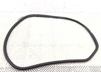 USZCZELKA DRZWI TYŁ PRAWA VOLVO V60 I Kombi 10-18