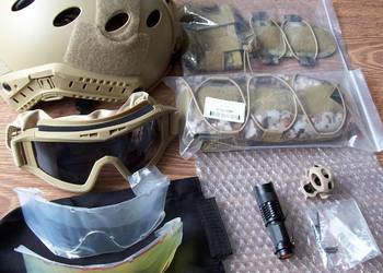 Kask taktyczny typu MH z dodatkami do wspinaczki, airsoft, etc.