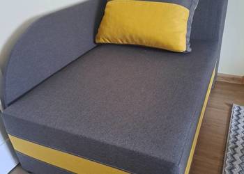 Tapczan młodzieżowy, narożnik rozkładany z pojemnikiem