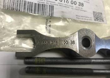 MOCOWANIE WTRYSKIWACZA DB 1.7 CDI OE MERCEDES A6680160038