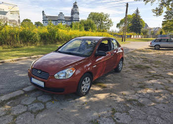 Hyundai Accent z niskim przeniegiem 75000km