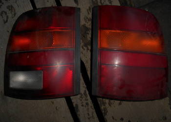 Lampy  tylne nissan micra k 11 1993 rok