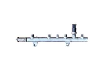 LISTWA WTRYSKOWA 1.9DCI LAGUNA II SCENIC II TRAFIC II 7700114017 0445214024