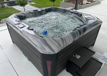 Eneregooszczędne jacuzzi Kenya 5os. 2leżanki wodospad NOWOŚĆ 2025!