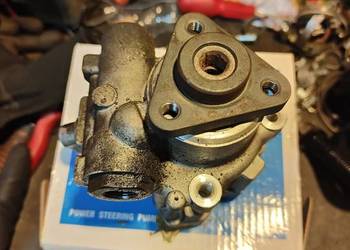 Pompa wspomagania BMW e46