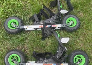Skike V9 Fire 200 Cross Skates – mało używane, jak nowe! + KIJKI w zestawie