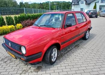 Volkswagen Golf 1991 rok - zabytkowy - żółte tablice