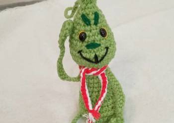 Grinch wykonany na szydełku brelok zawieszka maskotka ozdoba