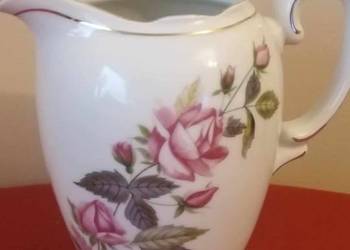 Dzbanek porcelanowy Róża królewska Wawel PRL