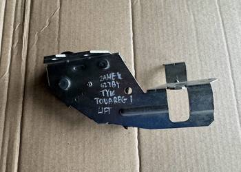 VW TOUAREG 7L0827506 ZAMEK SZYBY TYŁ ORYGINAŁ 7L
