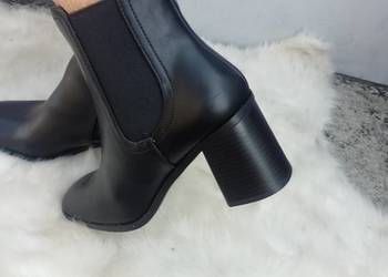 (40) New Look/Czarne botki biznesowe z Londynu, NOWE