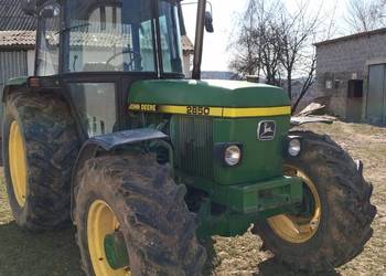 John Deere 2850