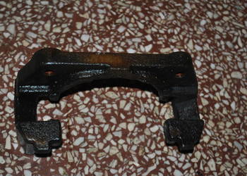 Jarzmo hamulca przód BMW E60 E61 E63 E64