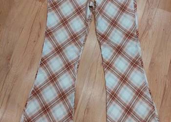 Hollister High-Rise Flare spodnie w kratę L dzwony