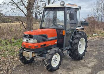 Traktorek KUBOTA GL338D 33KM 4×4 Wspomaganie Kierownicy, Klimatyzacja