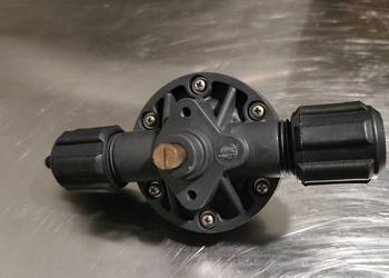 Dozownik płynu nabłyszczającego zmywarka Silanos Whirlpool Stalgast