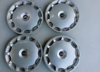 KOMPLET KOŁPAK ORYGINALNY R16 VOLVO 30645367