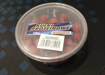 Sprzedam kulki proteinowe karpiowe truskawkowe