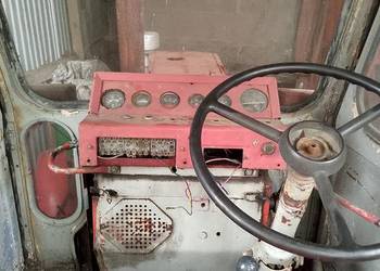 Sprzedam ciągnik Jumz