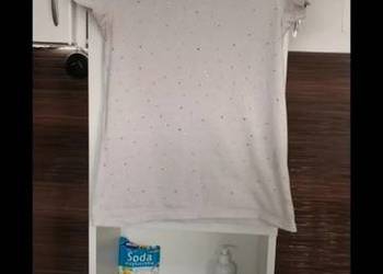 Biała bluzka damska.