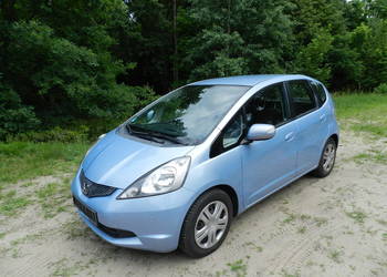 Honda Jazz III KLIMATRONIK 1,4 śliczna sprawna CZUJNIKI PARKOWANIA bez rdzy