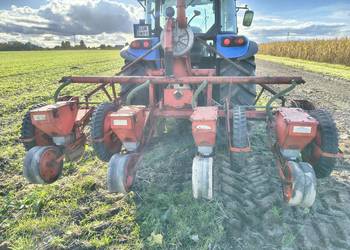 Siewnik do kukurydzy Becker Aeromat