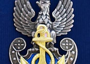 Orzełek Polskiej Marynarki Wojennej , czapkowy .