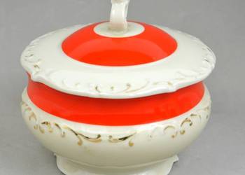 Bombonierka cukiernica Turyngia Reliefowa wyprzedaż Bombonierka cukiernica Turyngia Reliefowa wyprzedaż