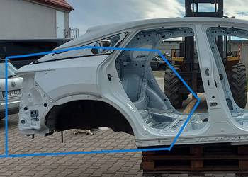 LEXUS RX500H V 5 2023-  BŁOTNIK PRAWY TYŁ ĆWIARTKA