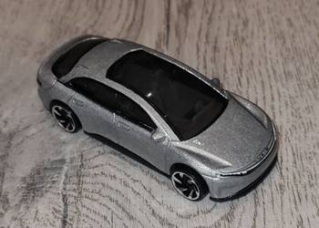 Autko samochód resorak Hot Wheels Lucid Air