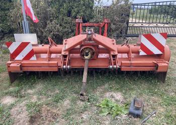 Glebogryzarka KUHN TC300
