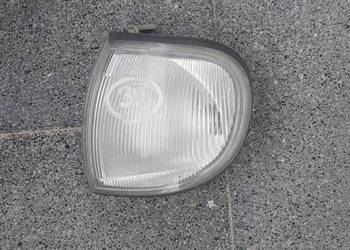 Nissan Serena kierunkowskaz lewy 1991 1996