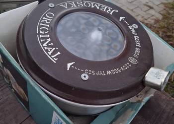 To urządzenie to Remoska Original, kultowy czeski piecyk elektryczny (prodi