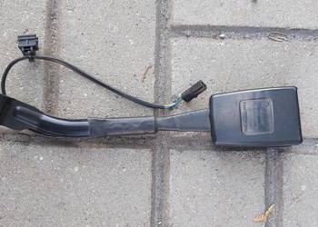 VW Passat B7 zapinka pasa przedniego lewa lub prawa VW Passat B7 zapinka pasa przedniego lewa lub prawa