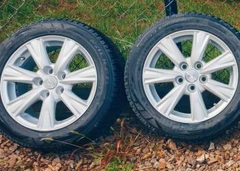 TOYOTA felgi aluminiowe R16 opony zimowe rok 2023
