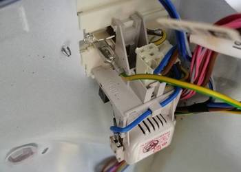 Filtr przeciwzakłóceniowy pralki Whirlpool