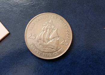 Stare monety 25 cent 2000 Karaiby