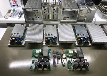 STÄUBLI Robot Controller CS8C TX90XLjen Komputer